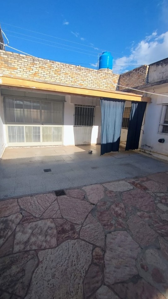 CASA + DPTO EN VENTA EN B° YOFRE NORTE, APTA CREDITO. EXCELENTE UBICACION Y OPORTUNIDAD!!!!!