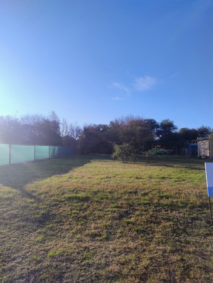 LOTE EN VENTA DE 1000M2 BARRIO LA CERCANIA MENDIOLAZA!!!!!