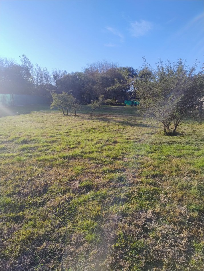 LOTE EN VENTA DE 1000M2 BARRIO LA CERCANIA MENDIOLAZA!!!!!