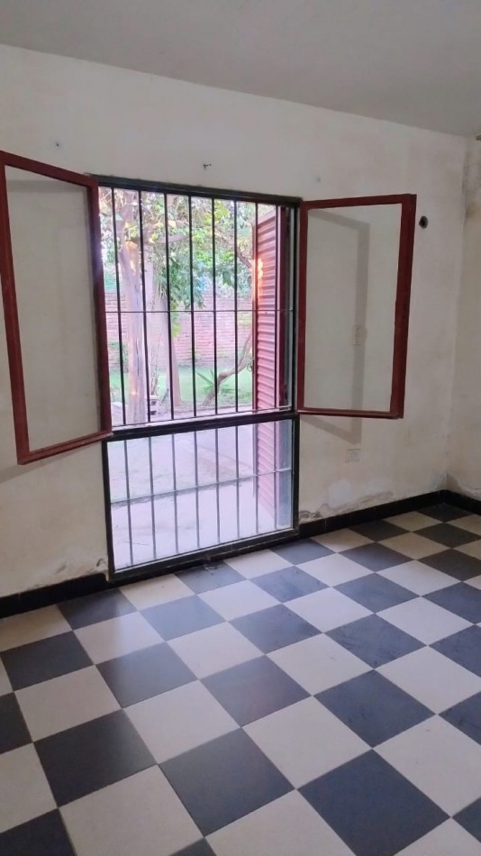 Casa en Venta en Arguello - Gran potencial de refaccion