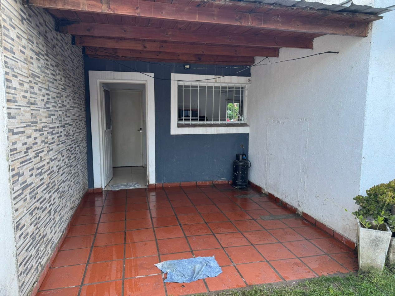 CASA EN VENTA 3DORM. B° SILOE VILLA ESQUIU!!!!