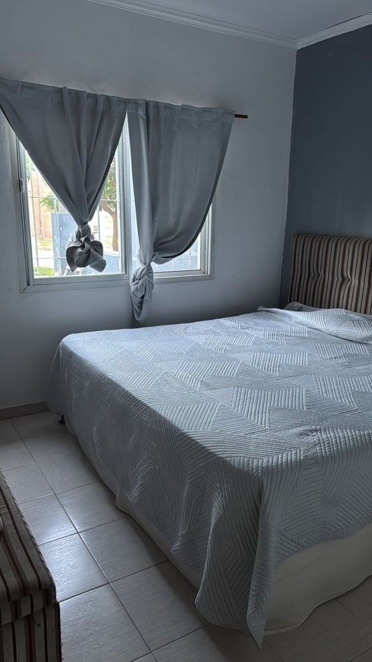 CASA EN VENTA 3DORM. B° SILOE VILLA ESQUIU!!!!