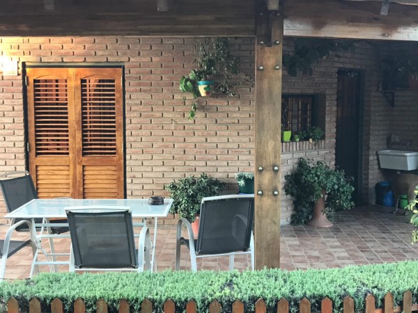 CASDA CON QUINCHO Y PIETA EN VENTA EN NUEVO RIO CEBALLOS!!!!! 