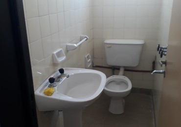 ALQUILO CASA EN BARRIO ROSEDAL , 3 DORM!!!!