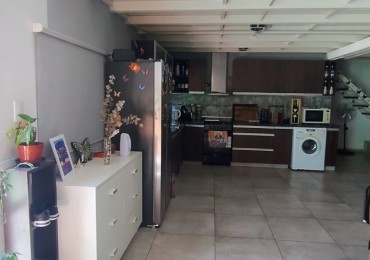 HERMOSA PROPIEDAD EN VENTA 2 DORM. EN BARRIO CON SEGURIDAD. VILLA ESQUIU!!!!